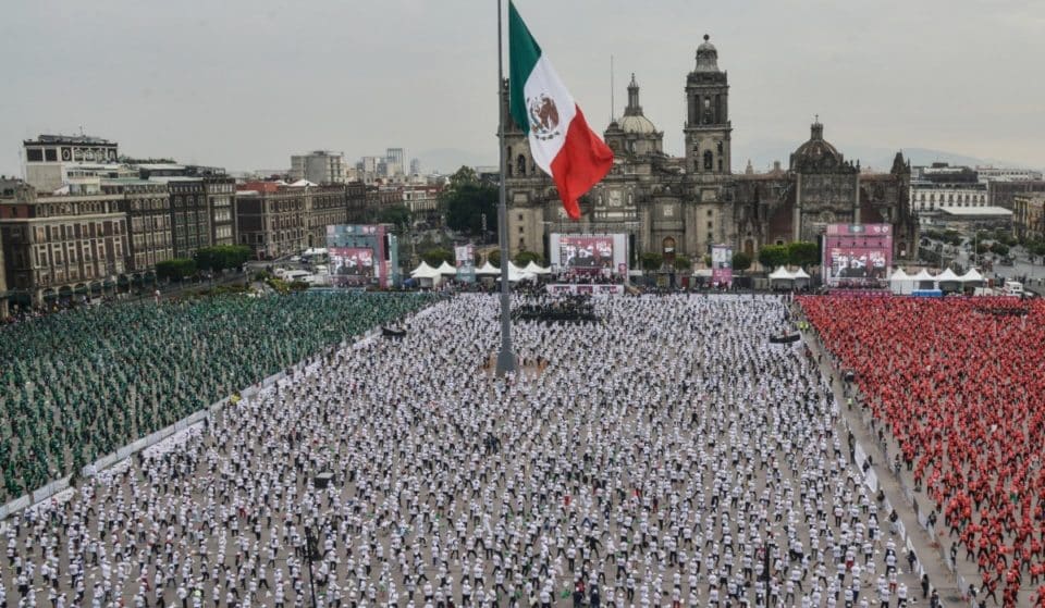 Todo sobre la clase masiva de box en el Zócalo de CDMX