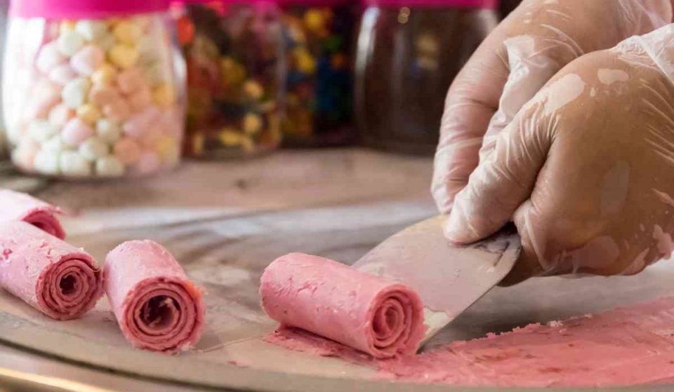 Con los ingredientes que quieras: helados en rollo en CDMX
