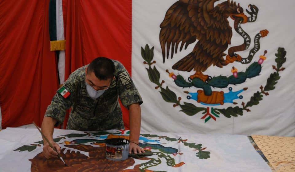 Fábrica de banderas: ¿sabías que el Ejército las confecciona?