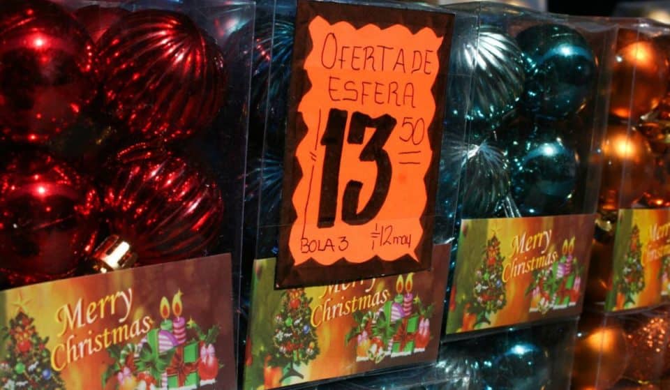 Romería navideña: ¡adornos baratos en la Central de Abasto!
