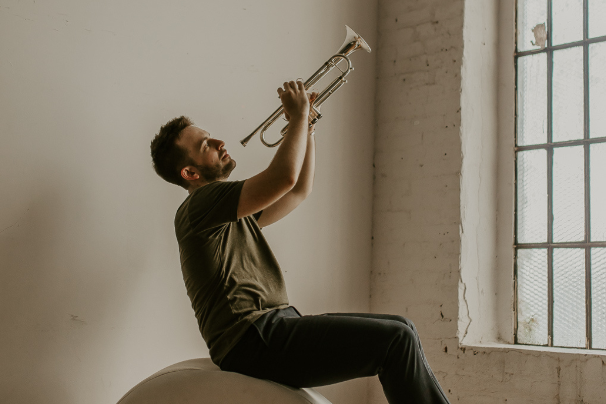 ¡No improvises! Lánzate a escuchar el jazz de Benny Benack III