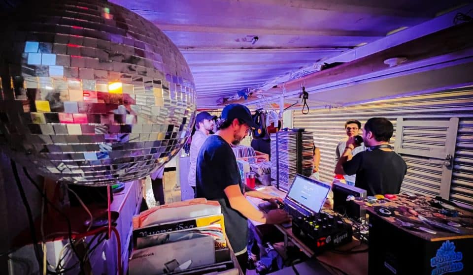 Viejo Vago Brujo, el puesto secreto de vinilos y casetes