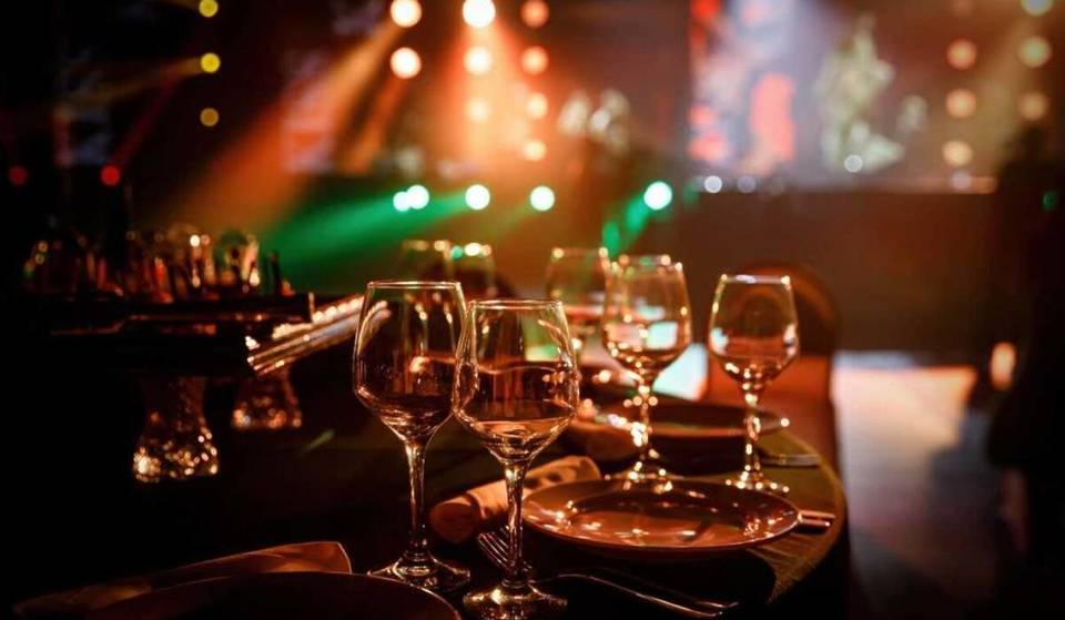 Olvida una cena normal: estos son los restaurantes con show en CDMX que te llevan a otra dimensión