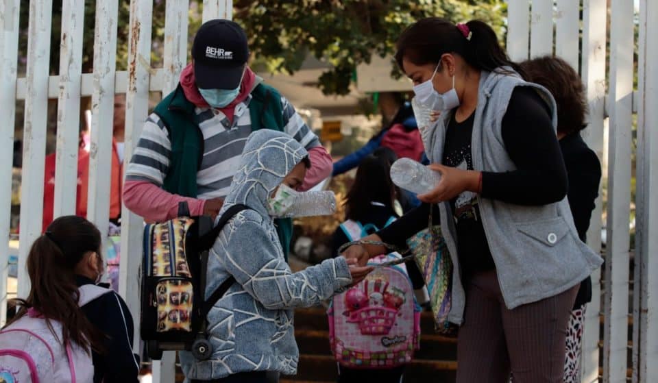 Puentes, días libres y vacaciones del ciclo escolar 2023-2024