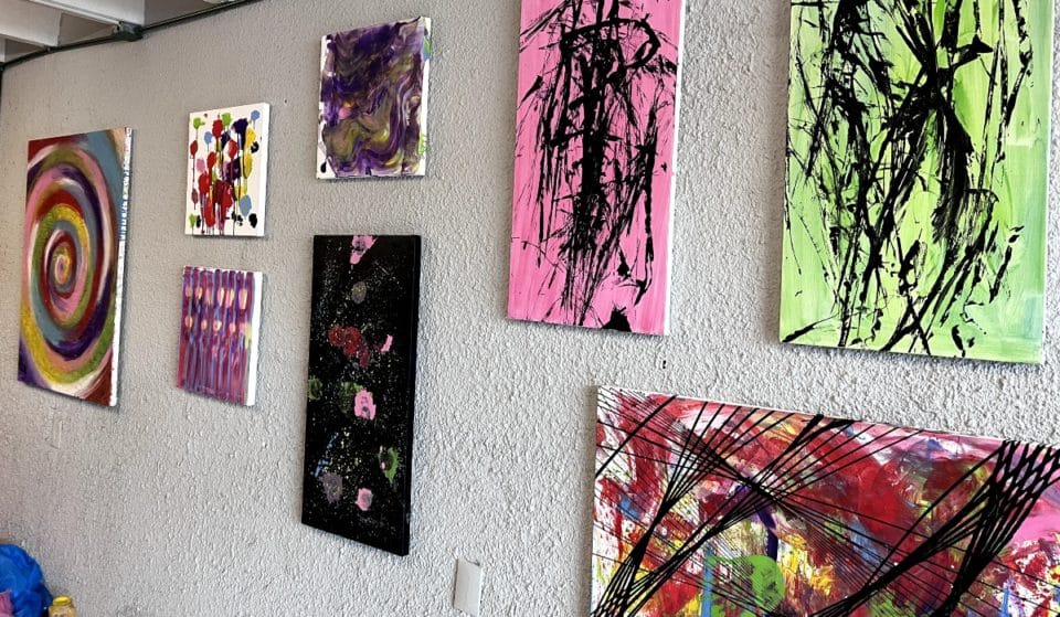 ¡Diviértete pintando con globos, jeringas y más en Splart!