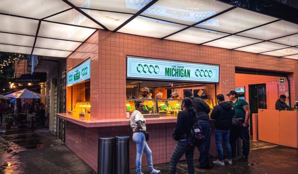 ¡De día carnitas y de noche árabes! Así son Tacos Michigan