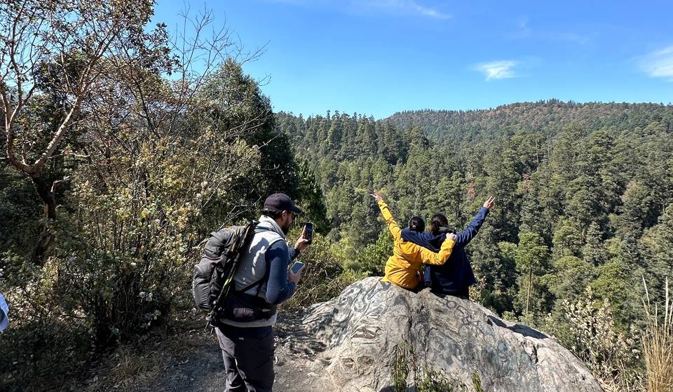¿Experiencia de senderismo y café? ¡Con Desierto Trails!