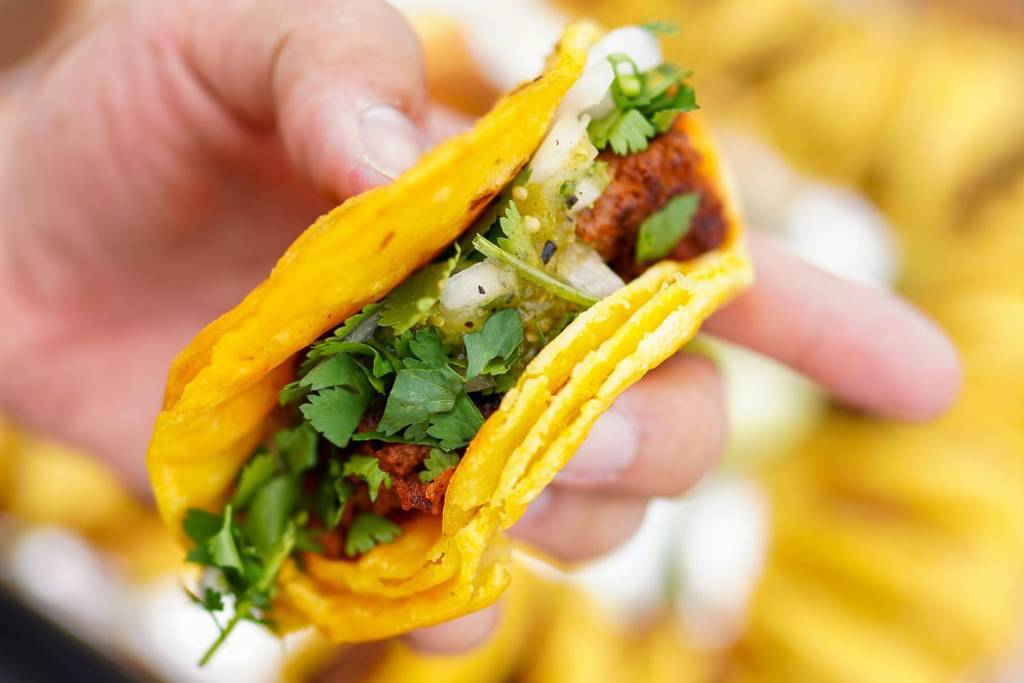 tacos al pastor