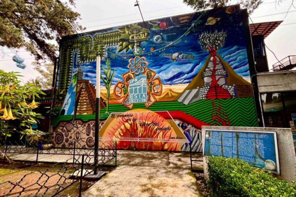 museo de geología y paleontología esia