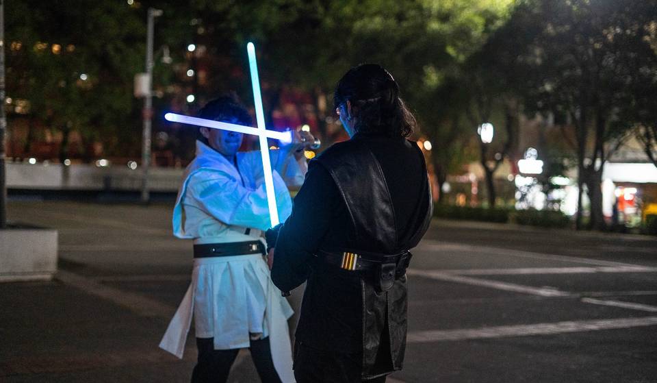 ¿Le entras? Checa estas clases de sables de luz en CDMX