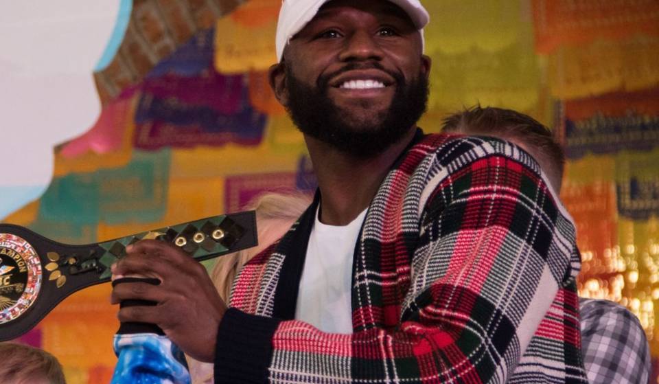 ¿Qué pasó con la clase de box de Floyd Mayweather en el Zócalo?