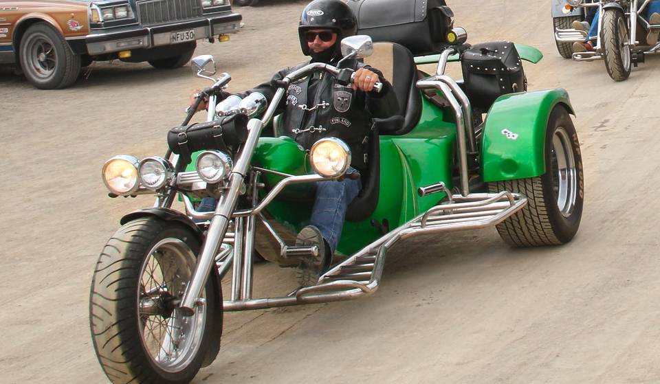 ¡Exhibición de motos, rock y más en Barco Utopía este finde!