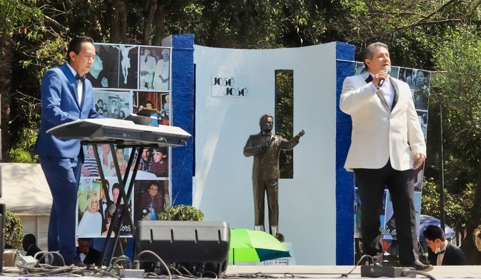 Come sing at China Park on International José José José Day!
