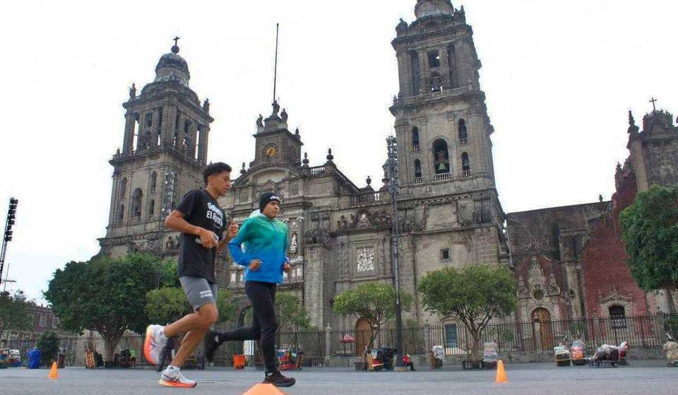 ¡Instalan pista de atletismo en el Zócalo! Podrás usarla en estos días y horarios