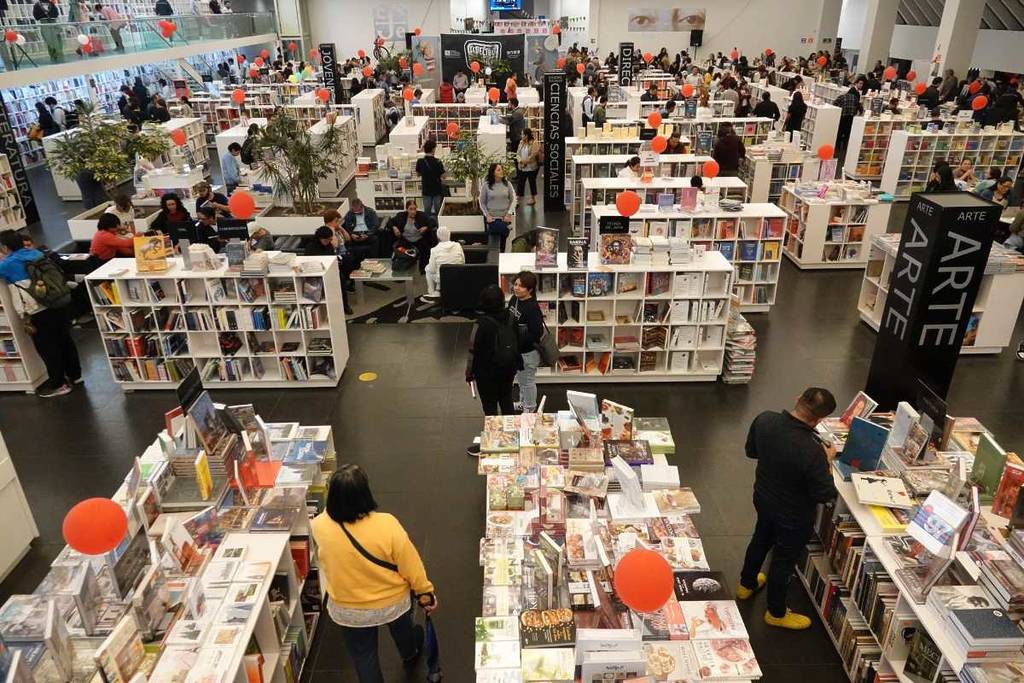 Fondo de Cultura Económica 2025 Evening Sale