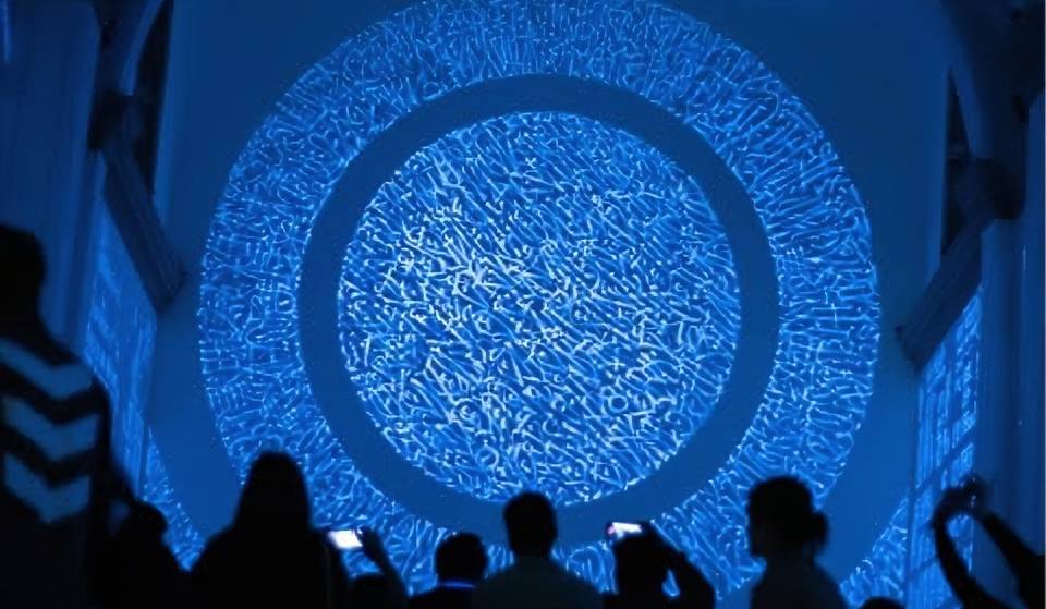 Así es la nueva exposición del Laboratorio Arte Alameda: arte con bacterias, caligrafía invisible y memoria urbana