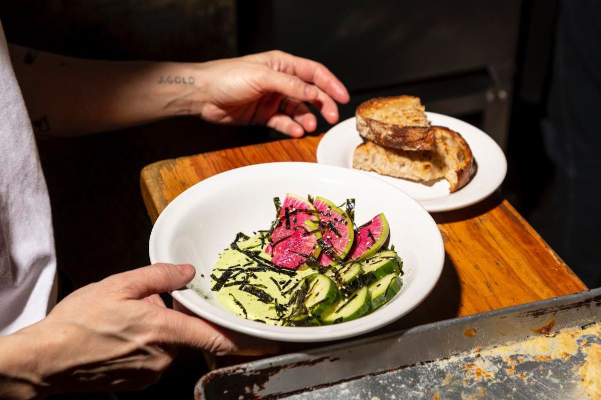 cicatriz café come lo que quieras paga lo que puedas