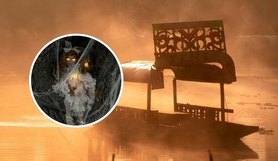 Aborda una trajinera siniestra y visita la Isla de las Muñecas de noche en este tour de Día de Muertos en Xochimilco