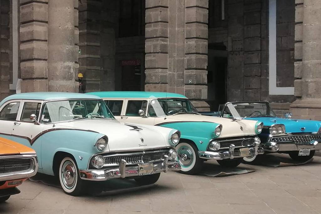 Classic cars Palacio de Monteria