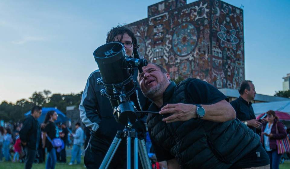 Show de drones, homenaje a Julieta Fierro y más en las actividades de Noche de las Estrellas 2025 en la UNAM