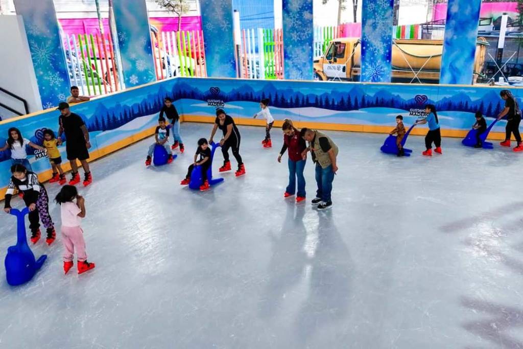 Nueva pista de hielo en la Gustavo A. Madero