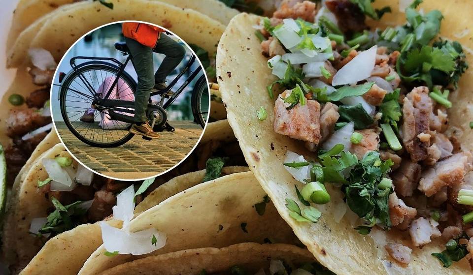 Taco Tour by bike through the Historic Center: a 3-hour tour that includes tasting tacos of mixiote, suadero, birria and more.
