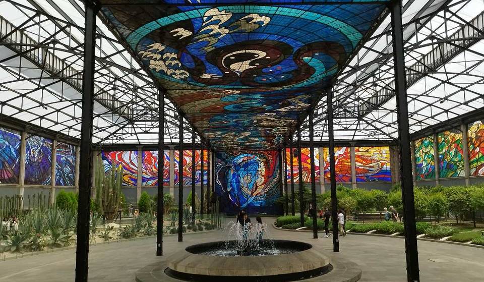 Here’s how to get to the Cosmovitral in Toluca from Mexico City by public transport and see the largest stained glass window in the world.