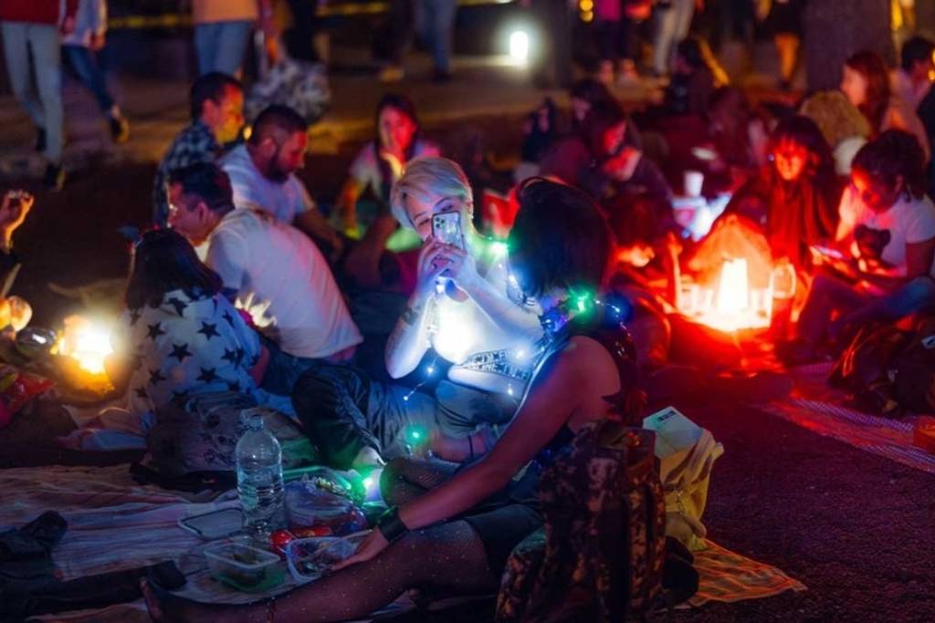 Aqüifera Night Picnic
