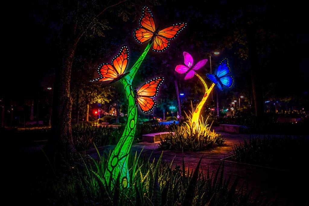 Hasta cuándo estará la luna gigante iluminada en Paseo de la Reforma: horarios, ubicación exacta y más