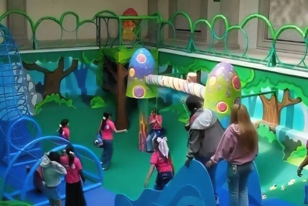 Alberca Encantada en Los Pinos