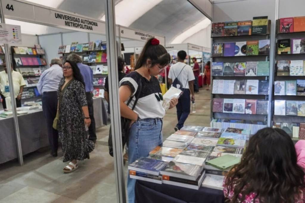 Book and Rose Festival 2026
