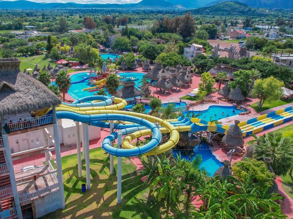 Valle Paraíso Water Park