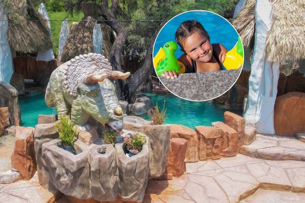 kids free dinosaur-themed water park