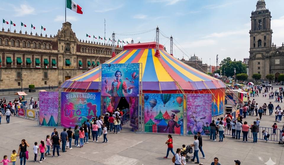 Spread the word! There will be a free circus in the Zócalo with dinosaurs for Children’s Day