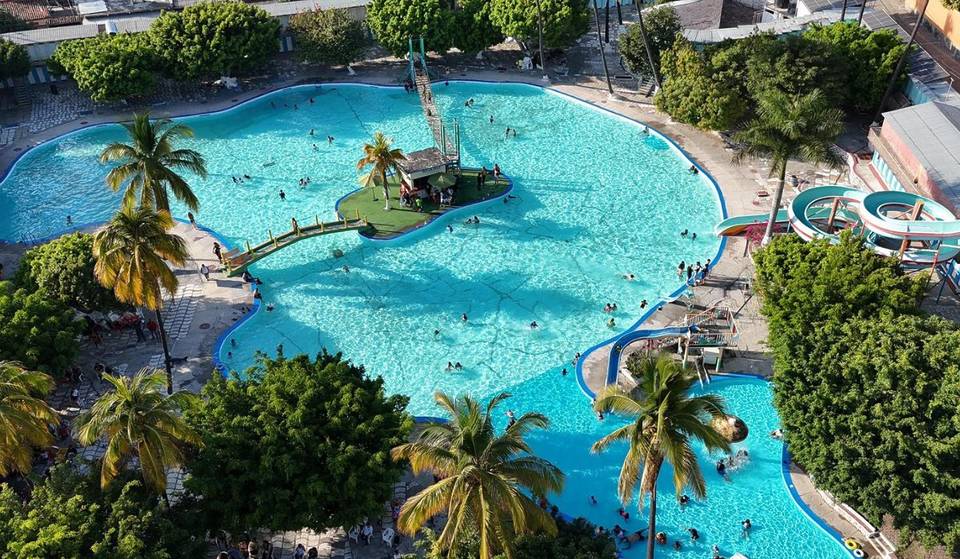 The hot springs resort offering free admission to moms for Mother’s Day