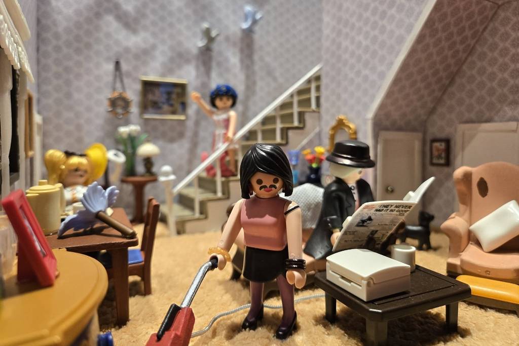 Exhibition featuring Playmobil figures at a museum in San Ángel