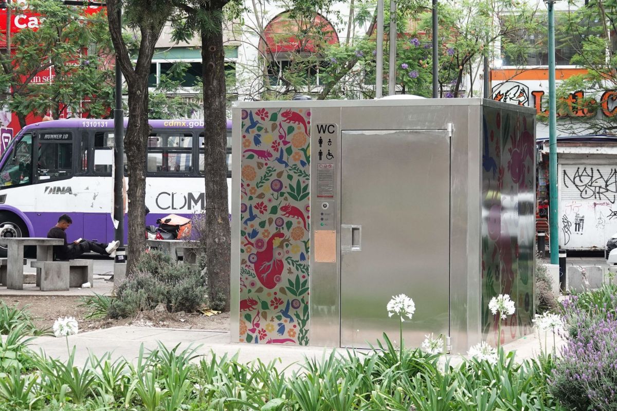 public restrooms in Mexico City