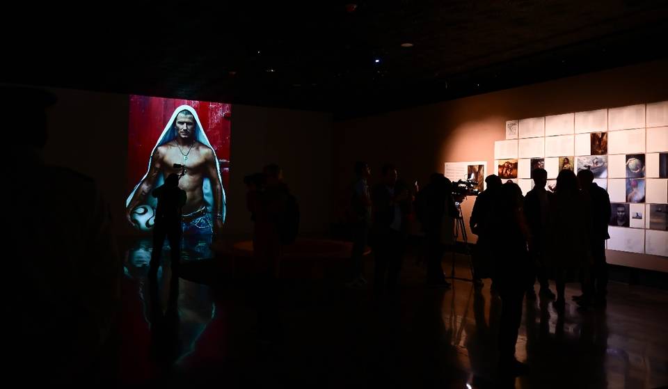 Annie Leibovitz’s exhibition is now open at the Museum of Anthropology! Hours, admission prices, and all the details for your visit