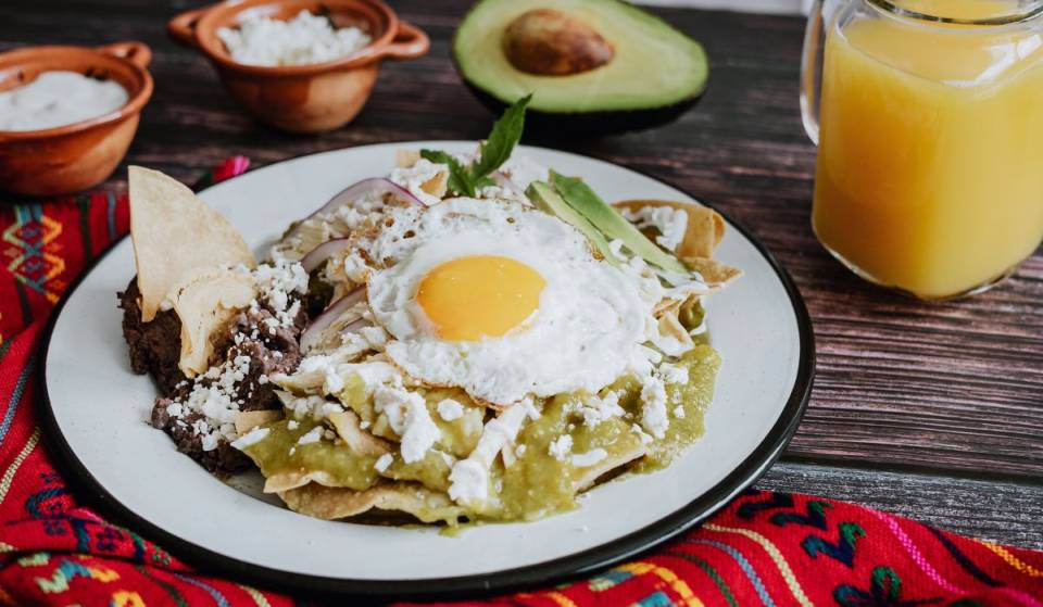 All-you-can-eat breakfast buffet for just $159 in Mexico City: Mexican snacks, juice, and fruit included