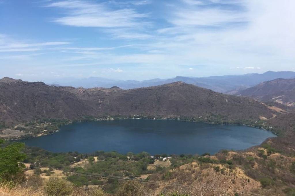 laguna que cambia de color nayarit