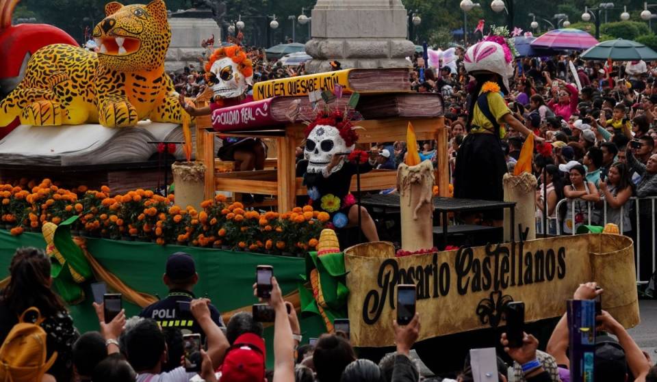 The date for the 2026 Day of the Dead Parade in Mexico City has been set! Mark your calendars