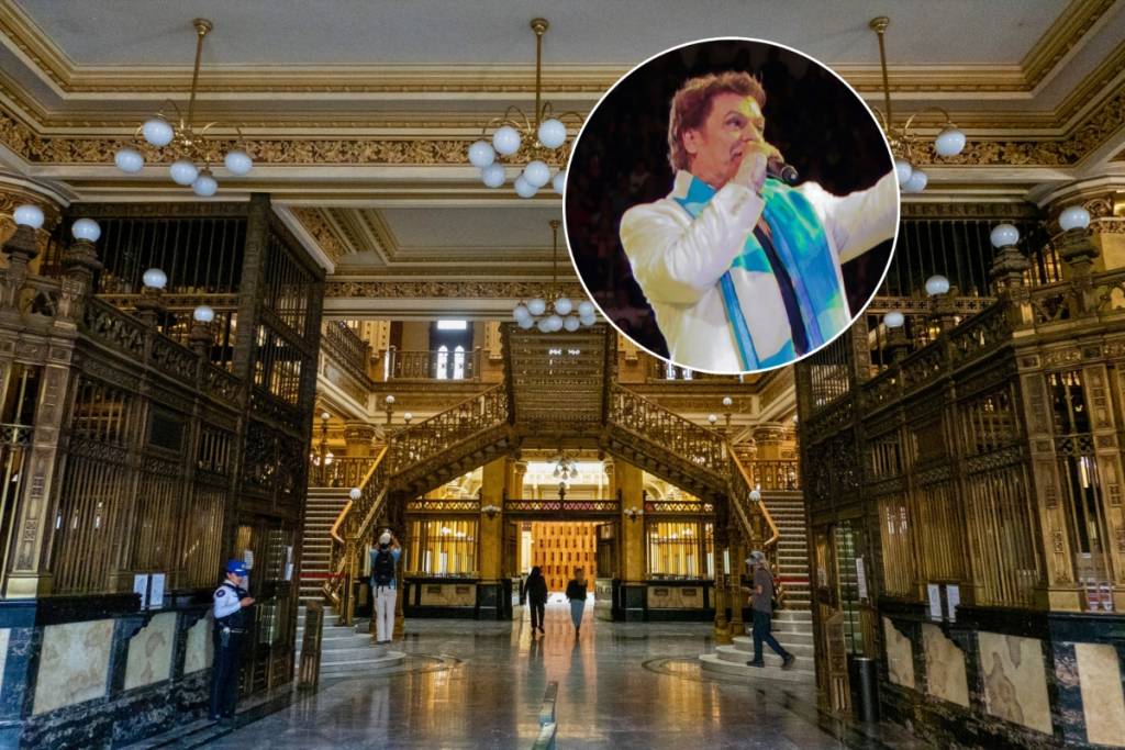 Tribute Concert to Juan Gabriel at the Palacio Postal in Mexico City