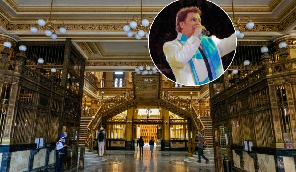 Juan Gabriel’s greatest hits at the Palacio Postal during this Museum Night concert