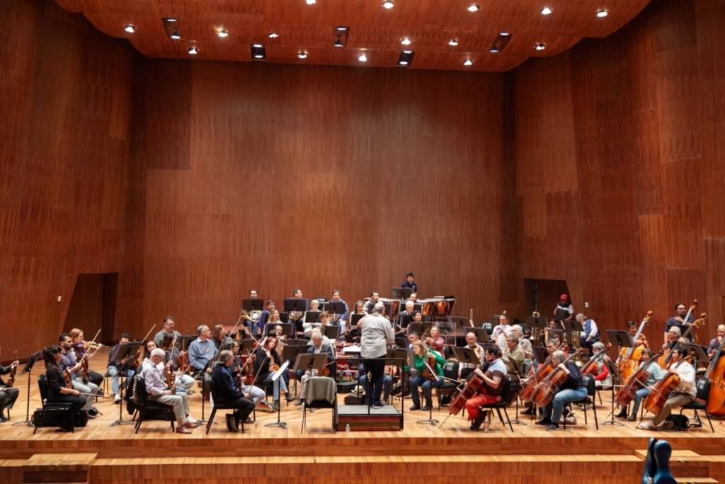 Mexican Concert by the Mexico City Philharmonic Orchestra