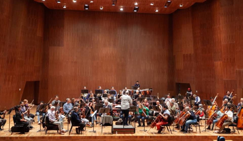 Moncayo’s “Huapango” and other iconic pieces in this concert of Mexican music with a live orchestra