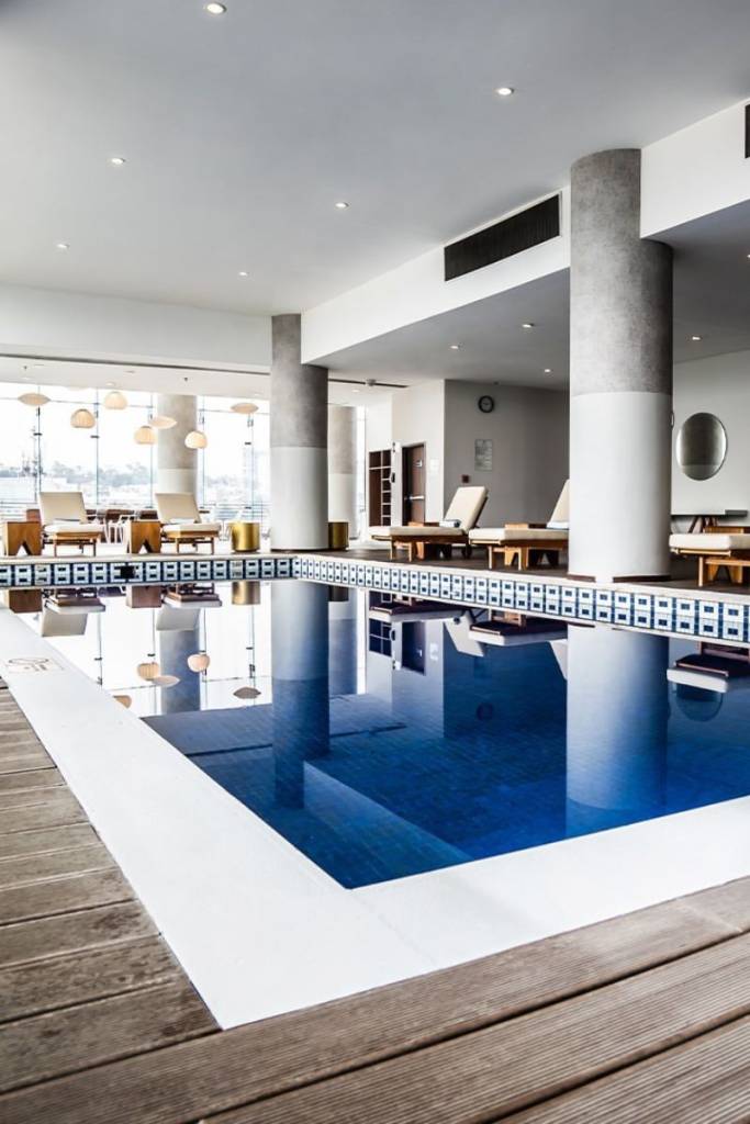 hotel doubletree day pass
