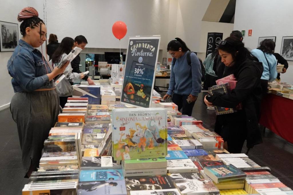 Librerías que participarán en la Venta Nocturna del FCE