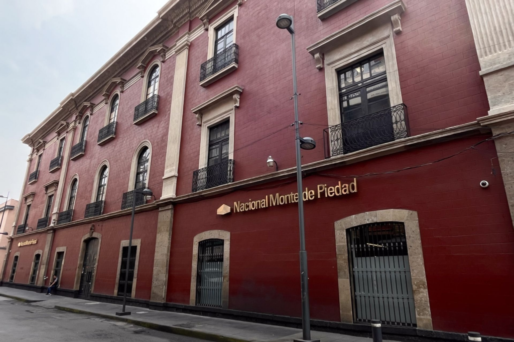 Nacional Monte de Piedad Reopening