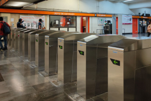 No solo en el Metro: transportes de CDMX en los que adultos mayores entran gratis con la credencial INAPAM