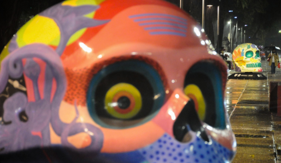 Monumental Mexicráneos are coming to Paseo de la Reforma for the Day of the Dead! You’ll be able to see them starting this weekend